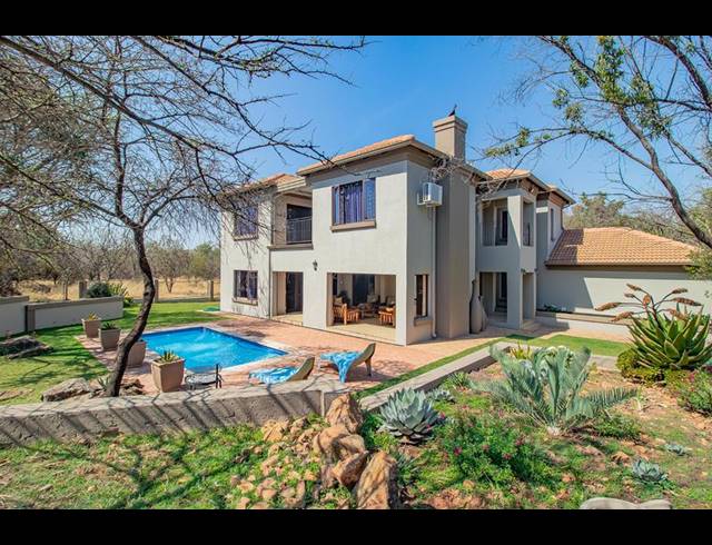 4 BEDROOM HOUSE FOR SALE IN LEEUWFONTEIN ESTATE